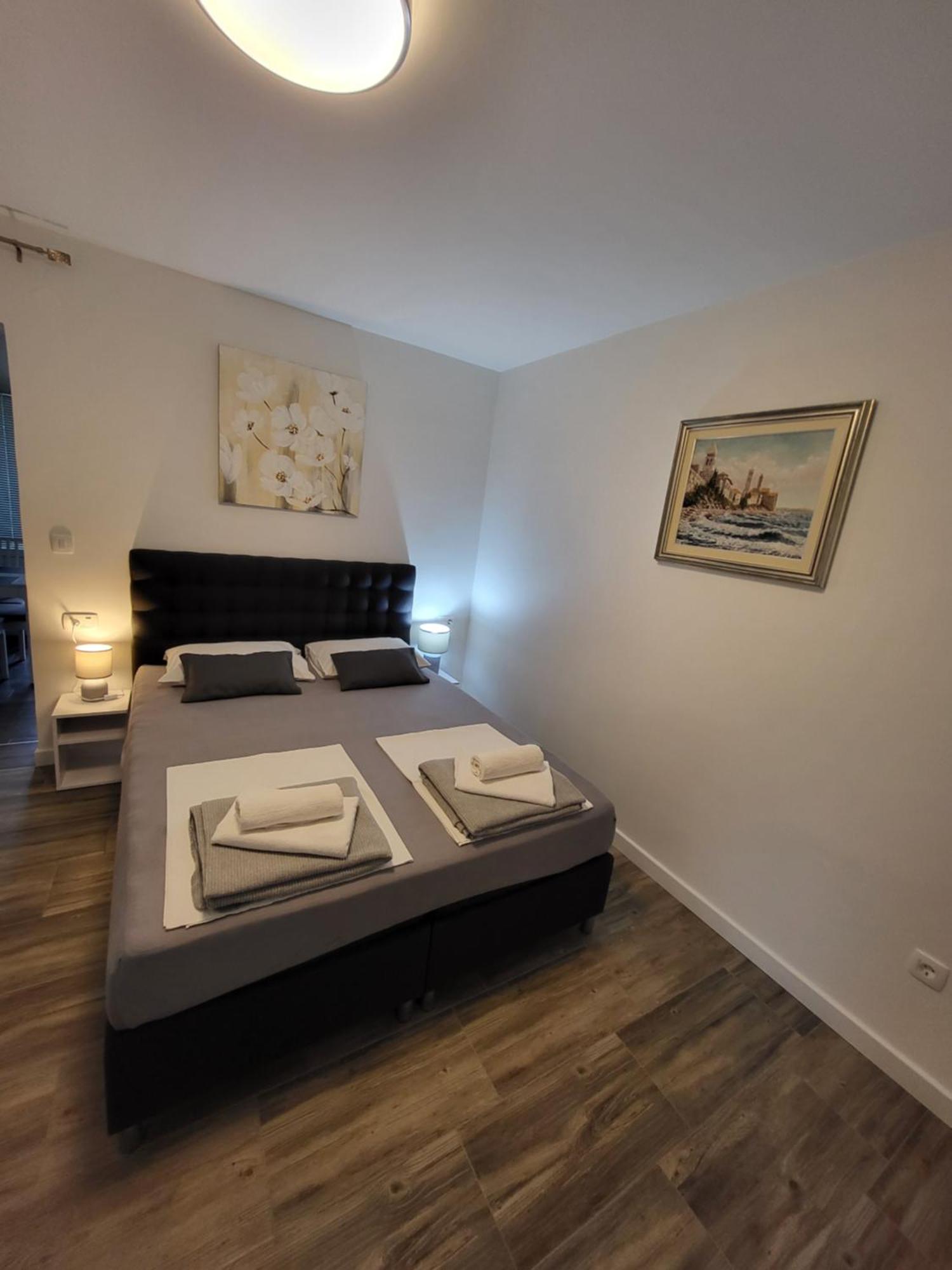 Apartmani I Sobe Mara Palit Ngoại thất bức ảnh