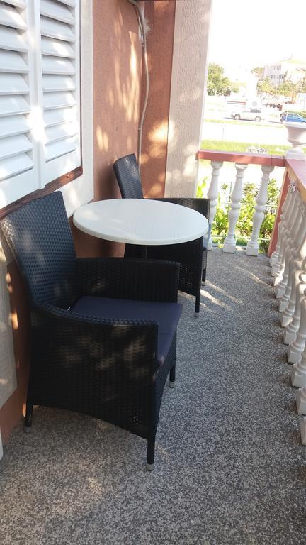 Apartmani I Sobe Mara Palit Ngoại thất bức ảnh